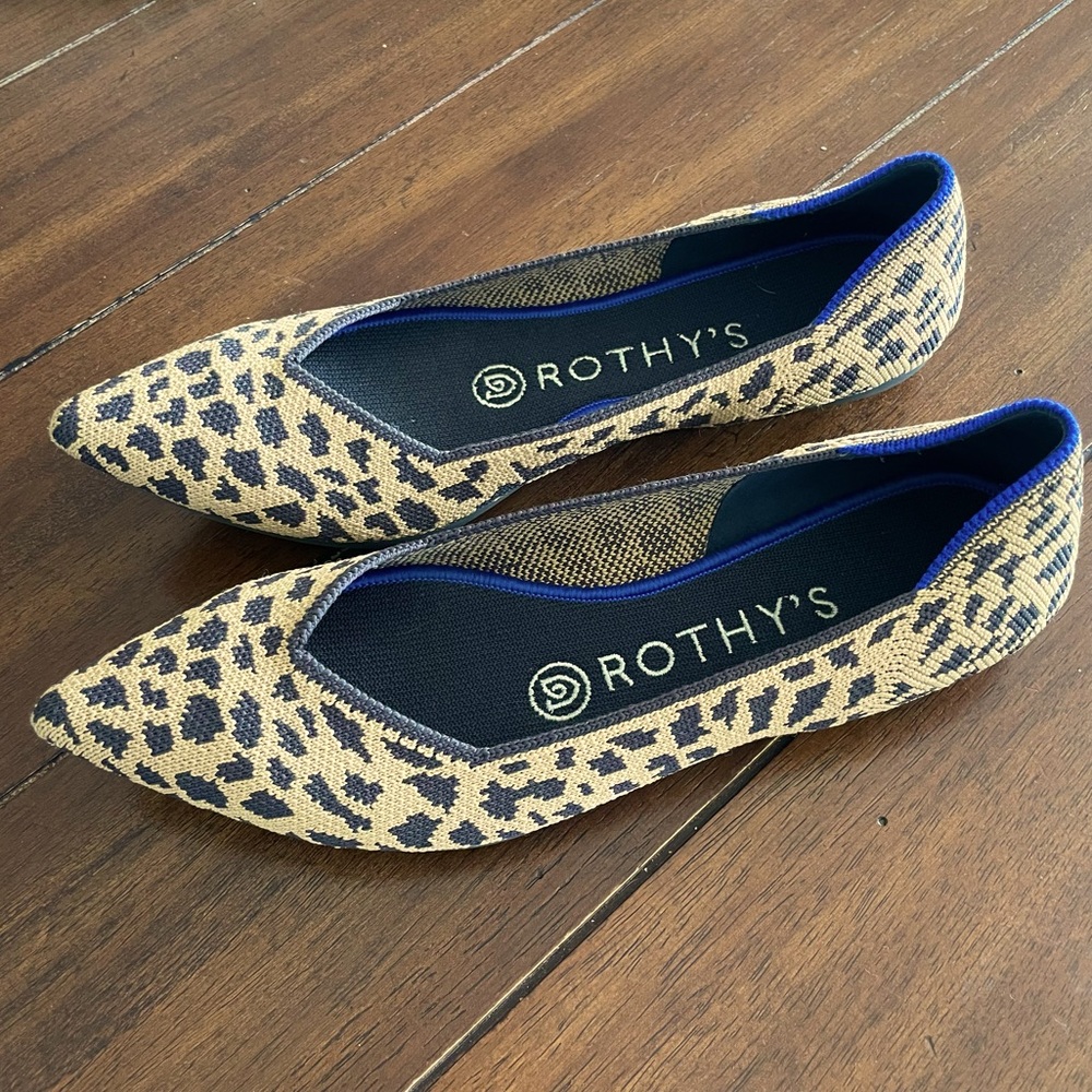 Rothy’s The Point Leopard Flat Pointed Toe Cheetah